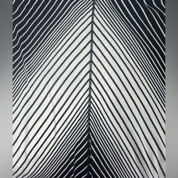 Max Studio Maxi Skirt in Black and White Size Medium - Picture 8 of 8